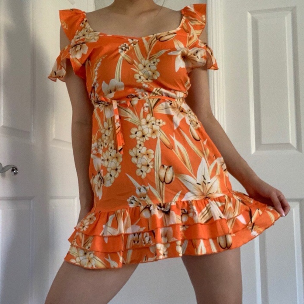 ORANGE FLORAL DRESS 🌼🍊